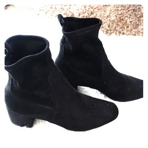Black suede Aldo booties